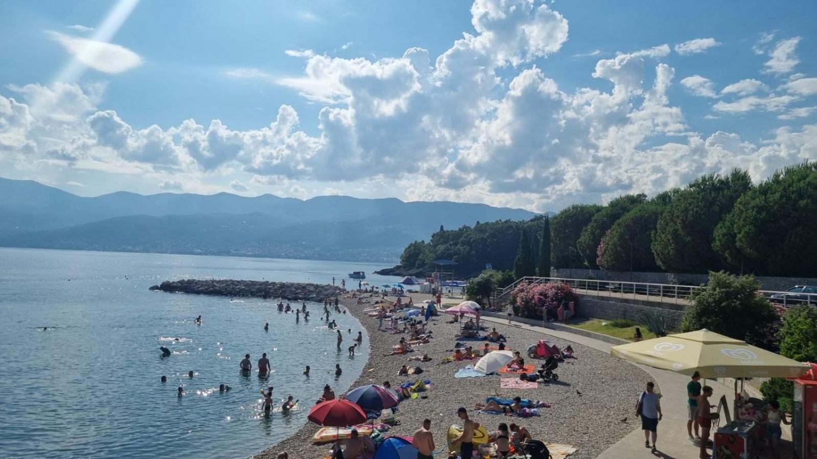 Qr Apartment For Family, Couples, And Friends Stay In Rijeka Eksteriør bilde